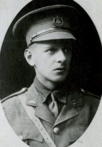 Edmund Mansel-Pleydell (f 1903-1905)